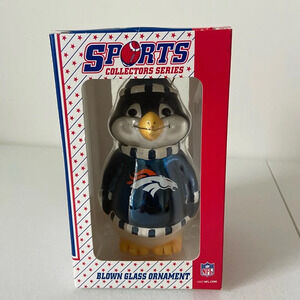 EUC | NFL Sports Collectors Series Denver Broncos blown glass‎ ornament